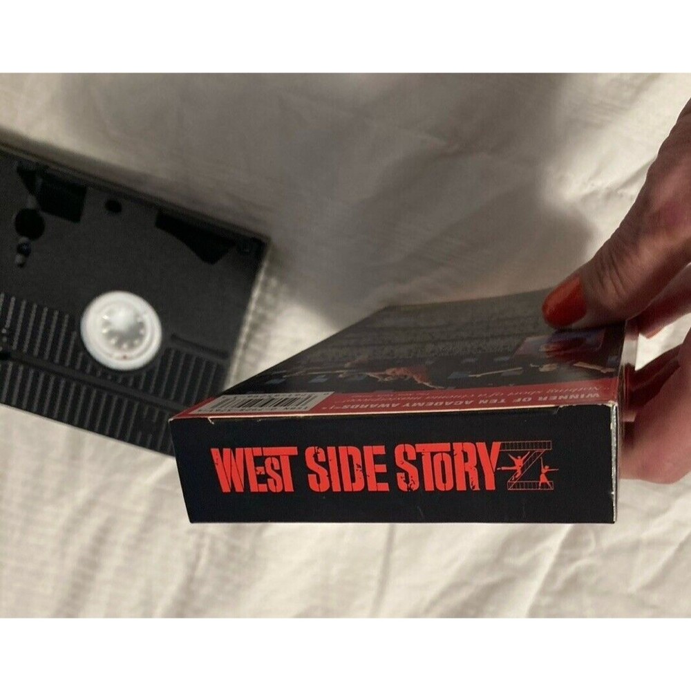 West Side Story VHS 1961 Musical Movie Natalie Wood, Richard Beymer Award Winner - Picture 11 of 11